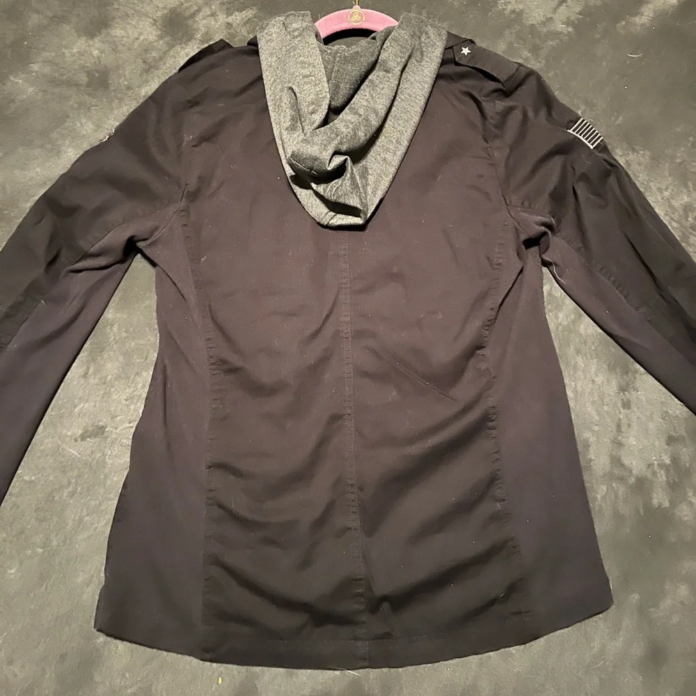Hooded jacket - Picture 6 of 6